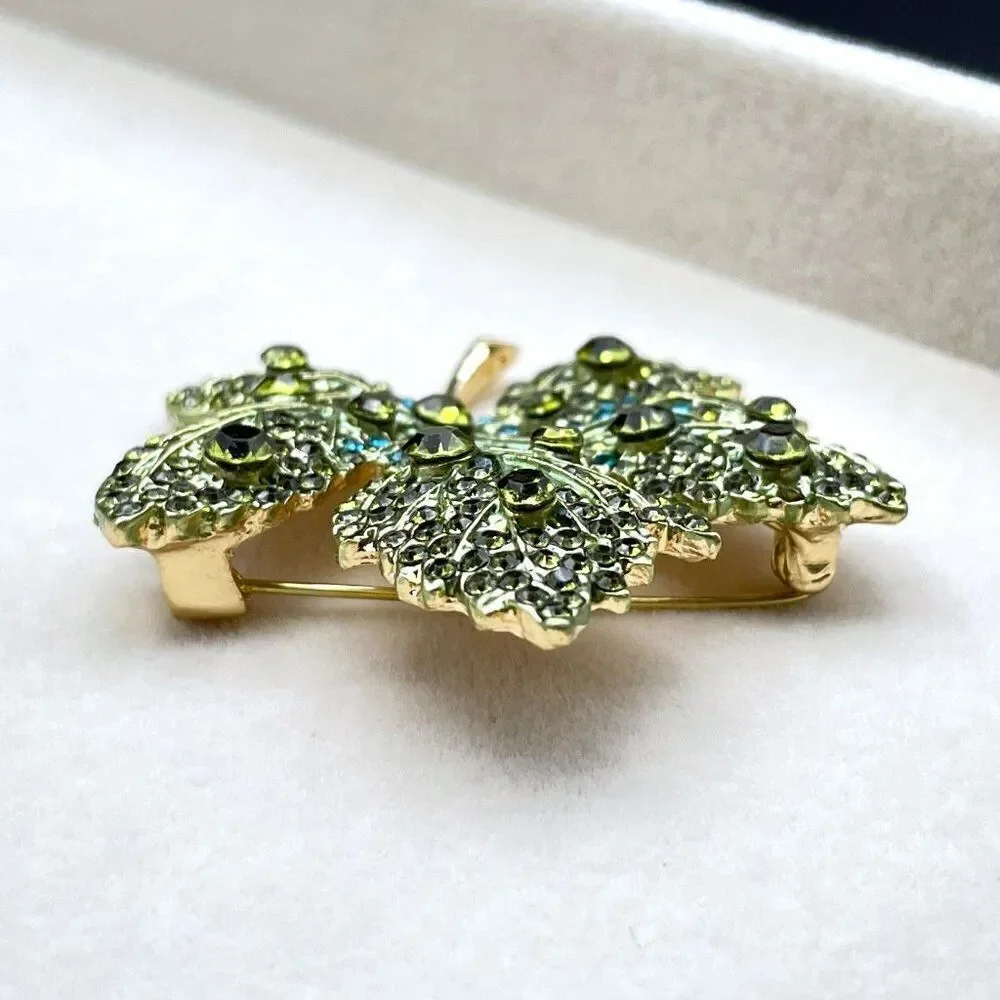 Yellow Gold with Peridot and Aquamarine Crystal Maple Leaf Pin Back Brooch
